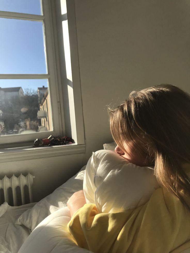 Struggling to Move On? 5 Signs You’re Stuck in the Past