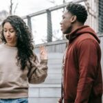7 Signs Emotional Pulling Back Is Healthy for You