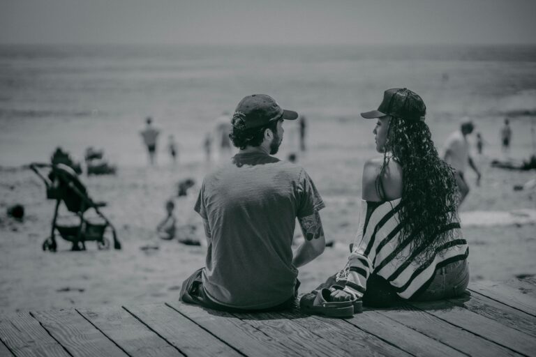 Dating Someone New: How to Pace Emotional Attachment