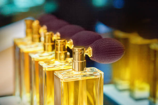 What Perfume Matches My Aesthetic? How to Layer Scents for a Signature Vibe