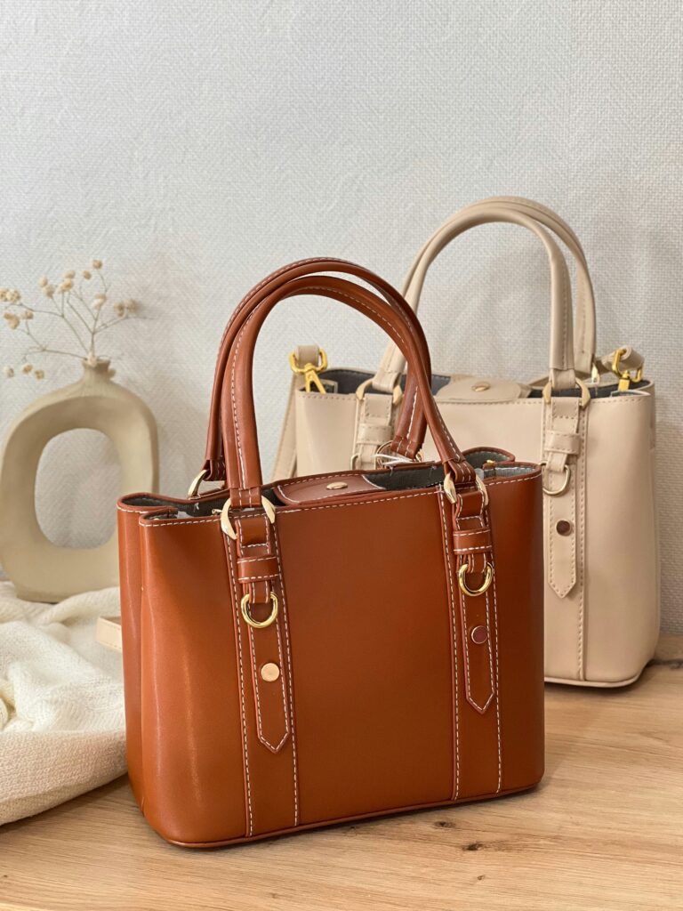 How to Choose the Right Handbag for Every Outfit