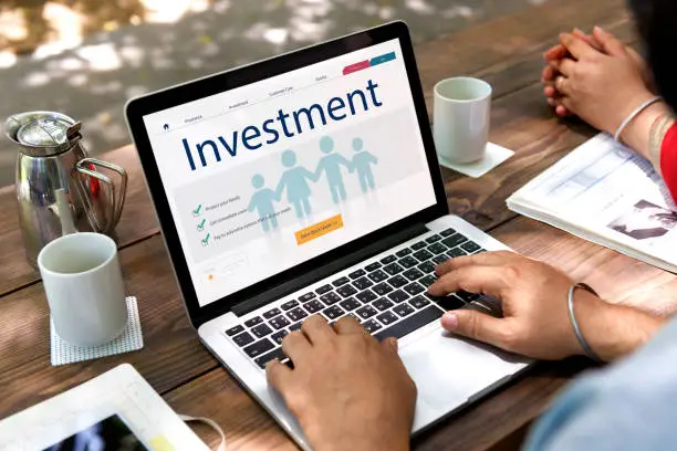 Investing for Beginners UK: 5 Ways to Build Wealth on a Small Salary
